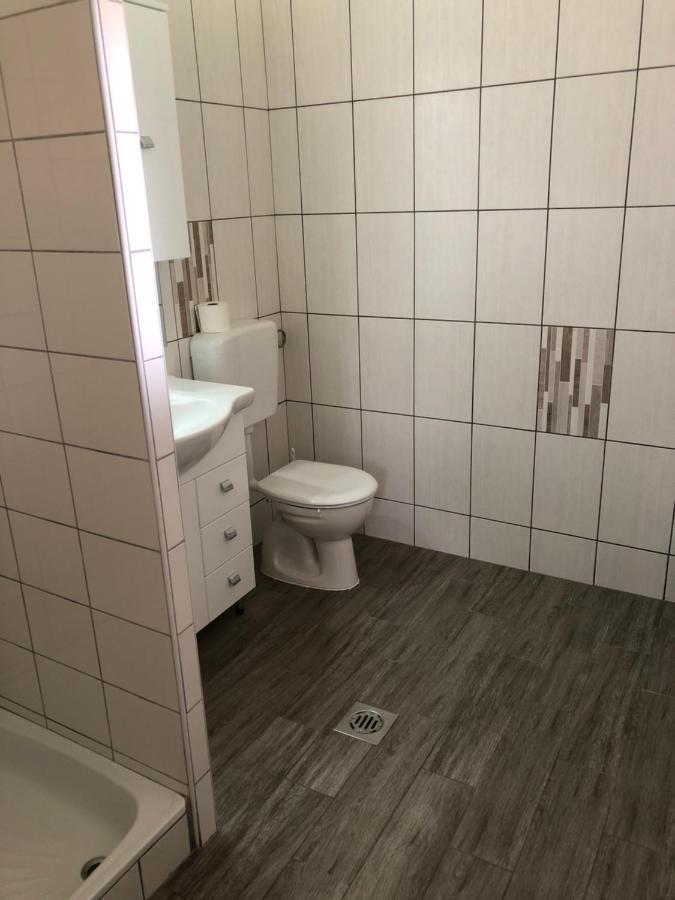 Tisza-Kert Apartmanok Tiszafüred Esterno foto