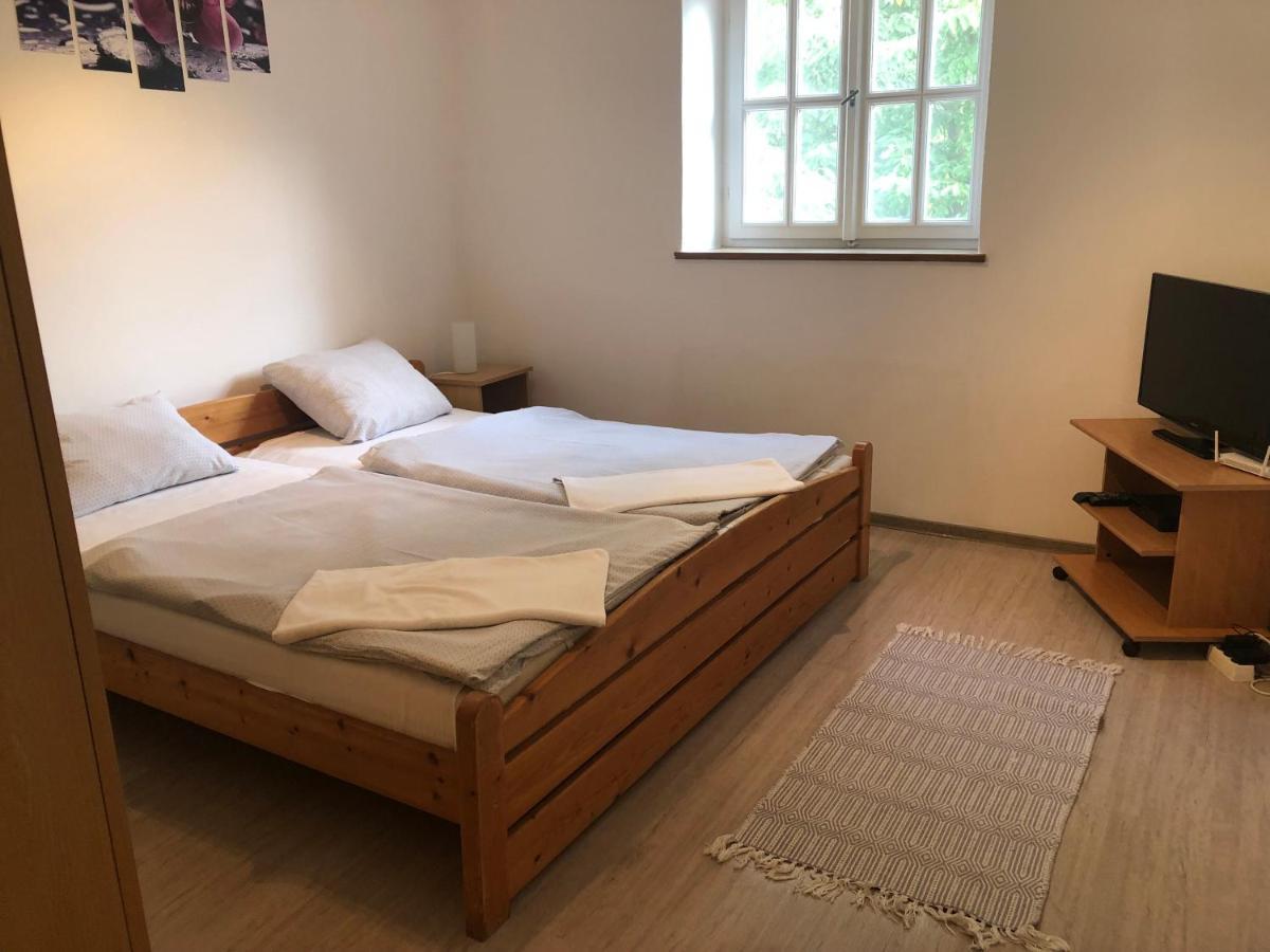 Tisza-Kert Apartmanok Tiszafüred Esterno foto