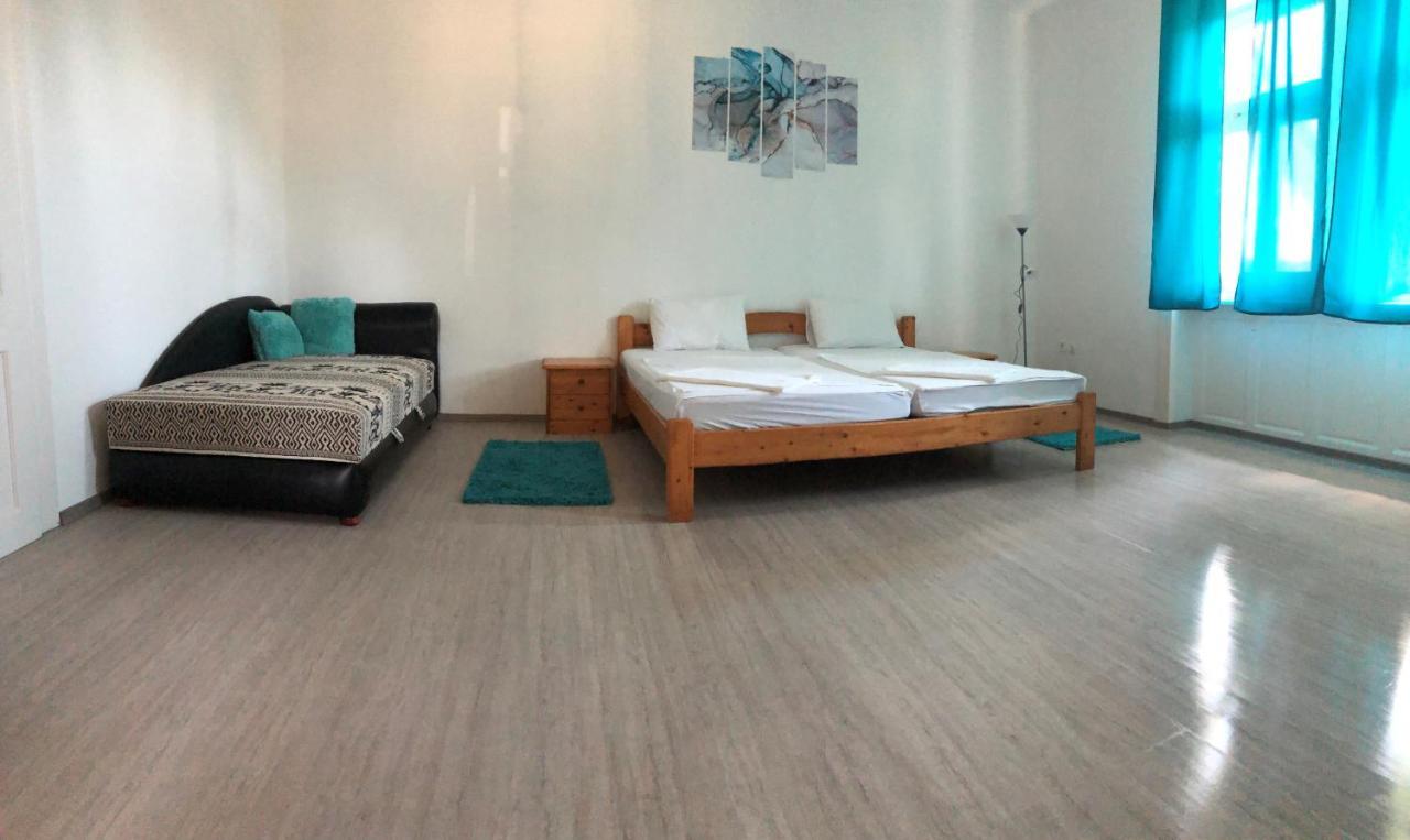 Tisza-Kert Apartmanok Tiszafüred Esterno foto